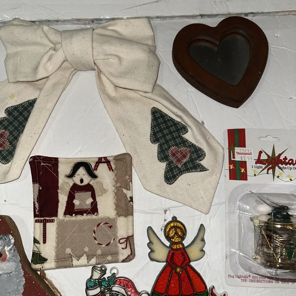 Lot Of 11 Christmas Odds And Ends Crafting DIY Christmas Decor Upcycle‎ Ideas